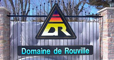 Création d'enseignes en relief, 3D (Domaine de Rouville) - Poirier Images et Lettres (imprimerie en Montérégie)